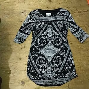 I am selling a Joseph ribkoff